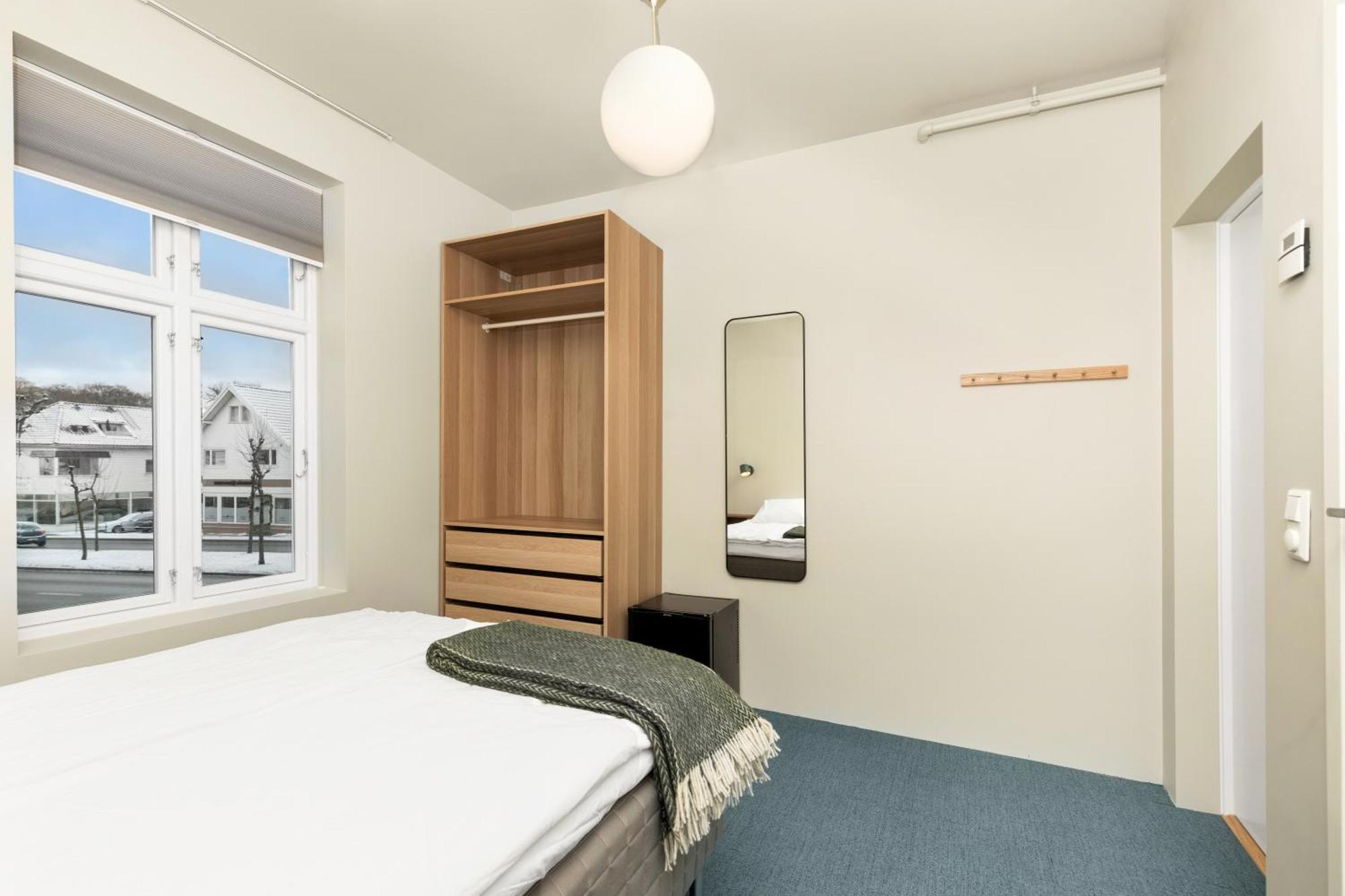 Central Guest House - Bedroom With Private Bathroom ستافانجر المظهر الخارجي الصورة