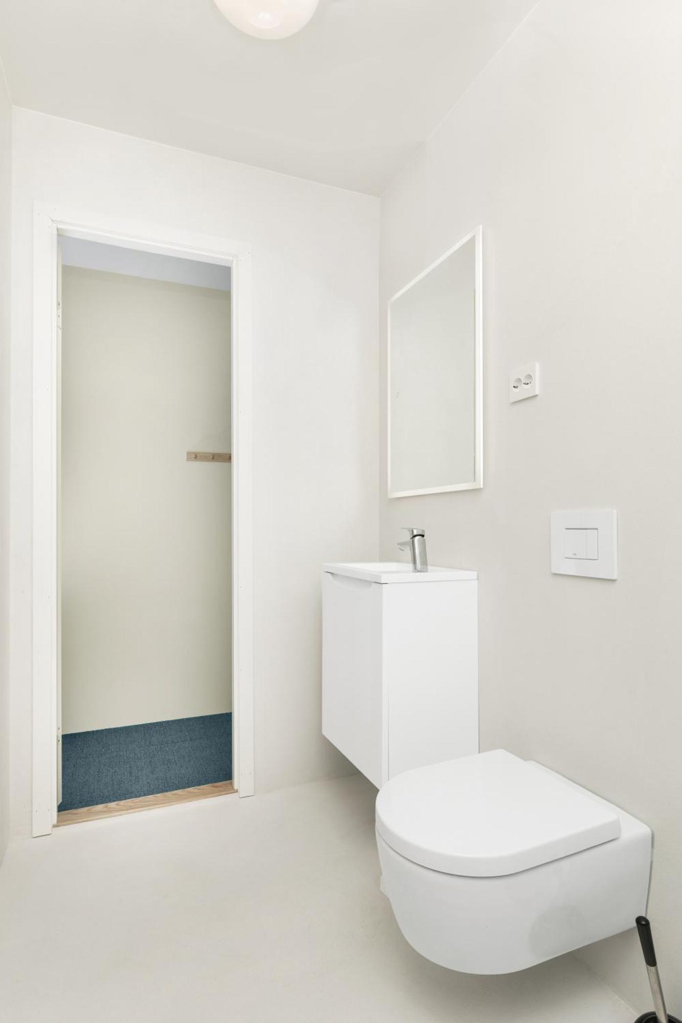 Central Guest House - Bedroom With Private Bathroom ستافانجر الغرفة الصورة