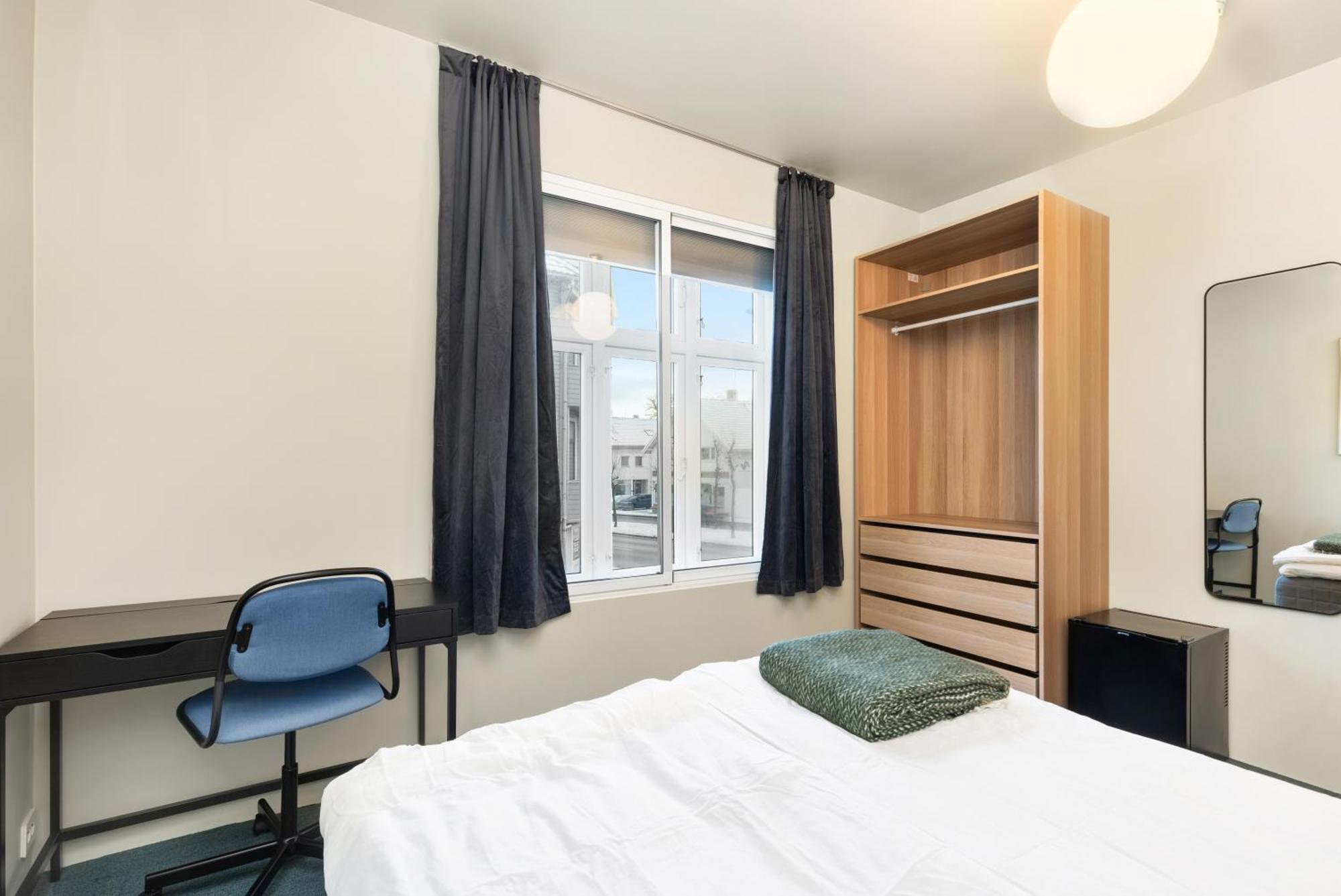 Central Guest House - Bedroom With Private Bathroom ستافانجر الغرفة الصورة