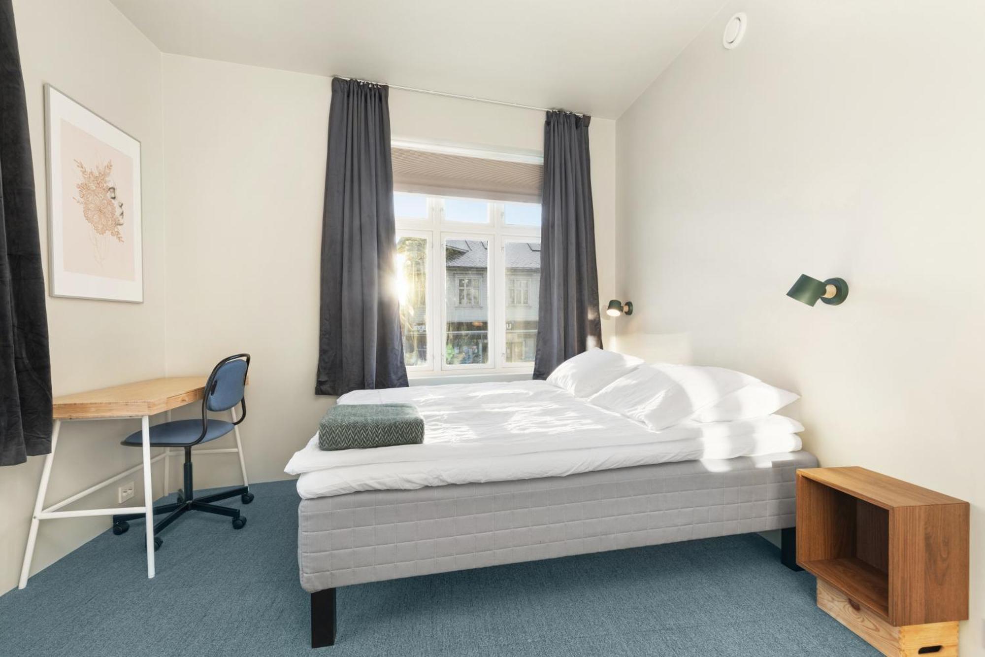 Central Guest House - Bedroom With Private Bathroom ستافانجر الغرفة الصورة